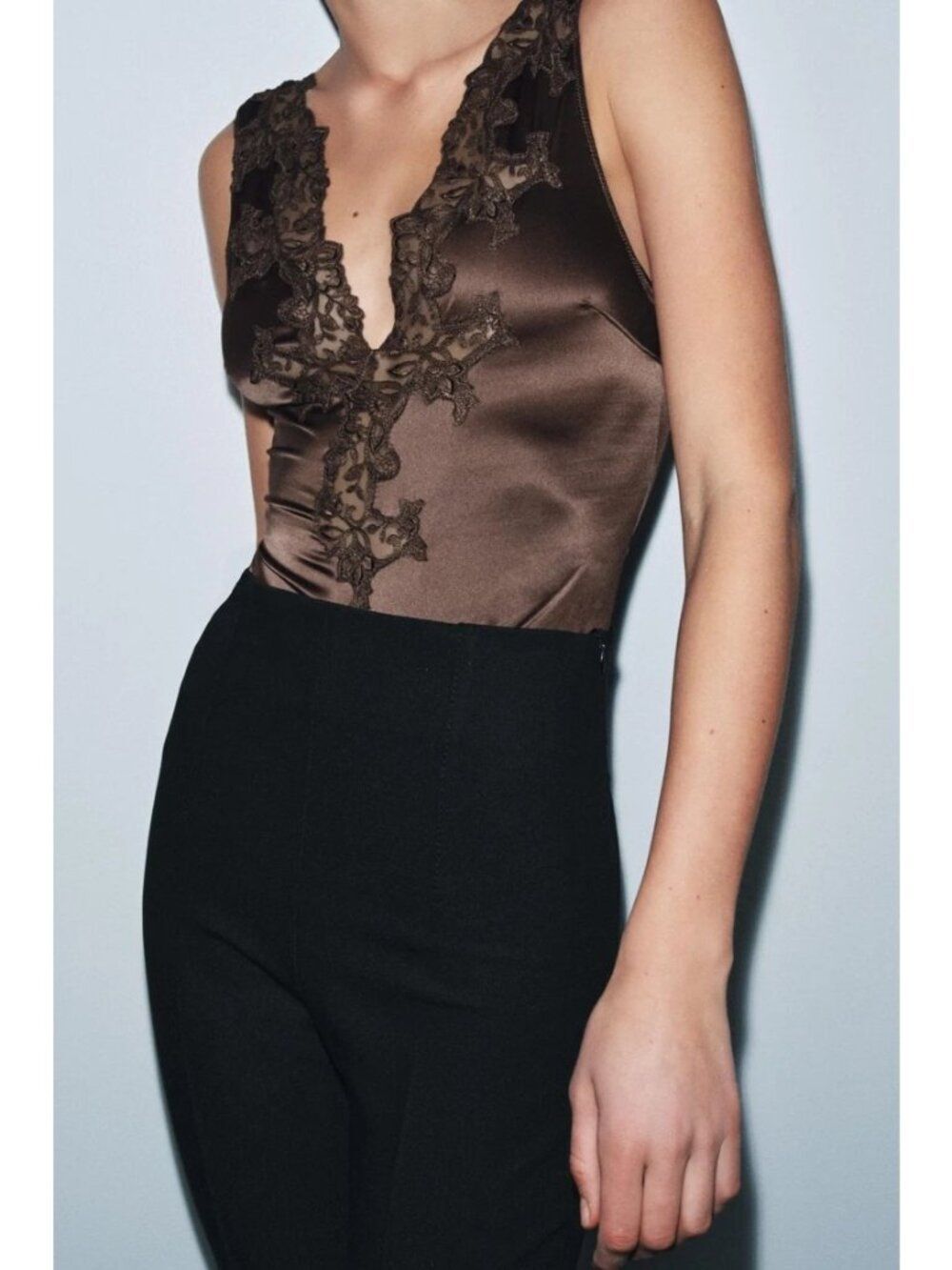 Zara Womens Bodysuit Small Brown Satin Lace Sleeveless V-Neck 1500/200 NWT